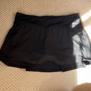 Lululemon Pace Rival Mid-Rise Skirt